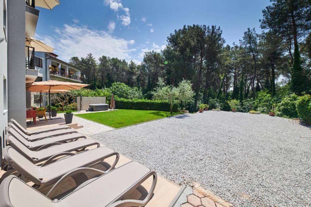 Apartments Martello Garden Porec Exterior photo