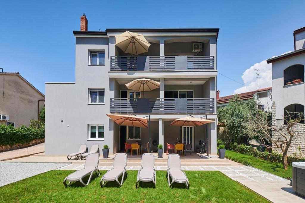 Apartments Martello Garden Porec Exterior photo