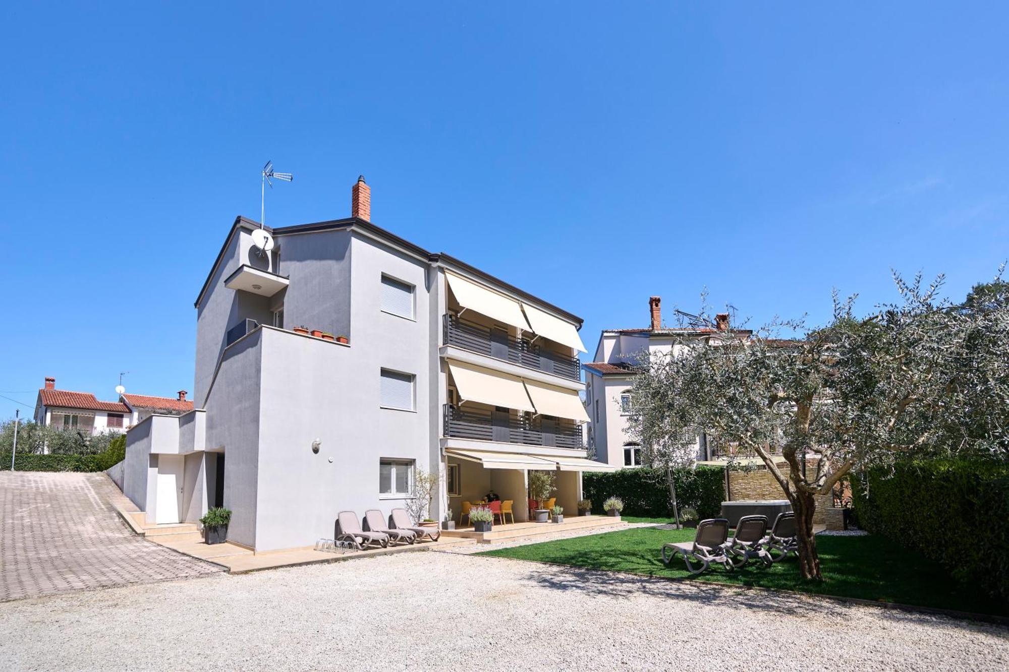 Apartments Martello Garden Porec Exterior photo